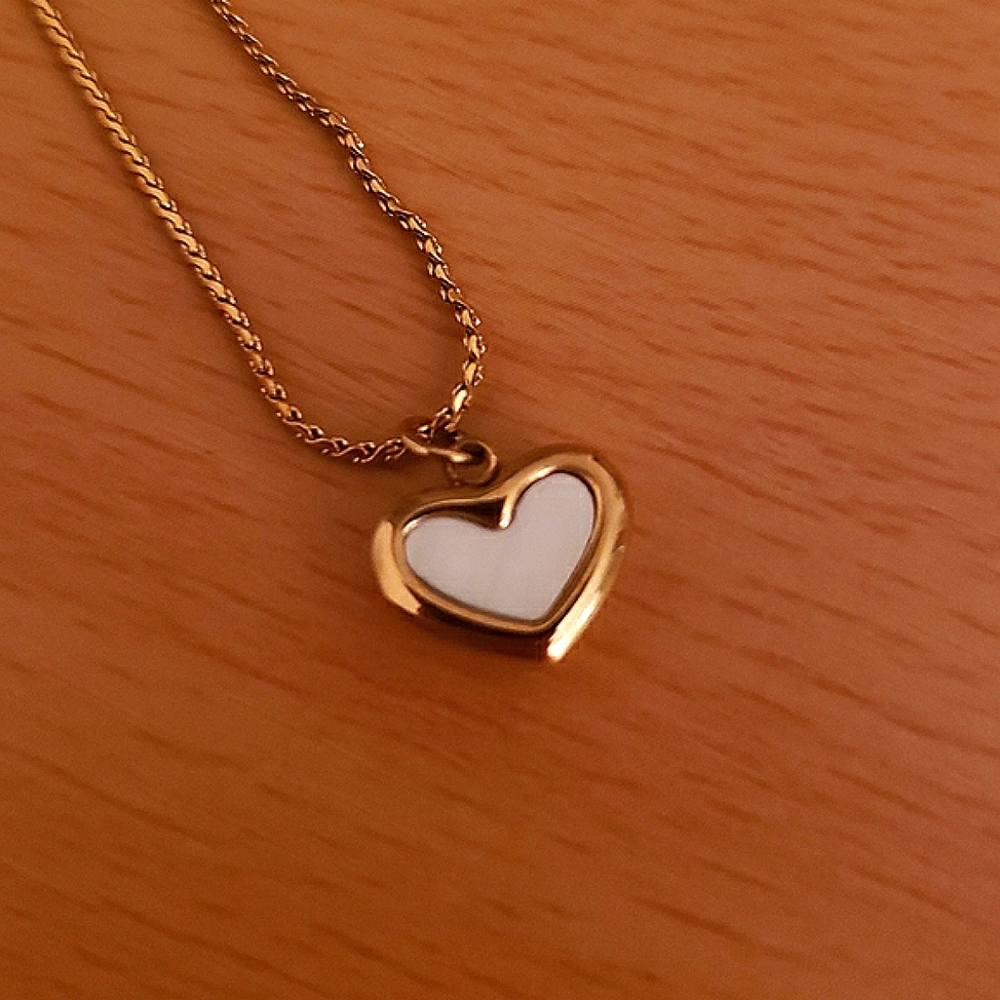▪️18k gold plated heart necklace - Picture 9 of 12